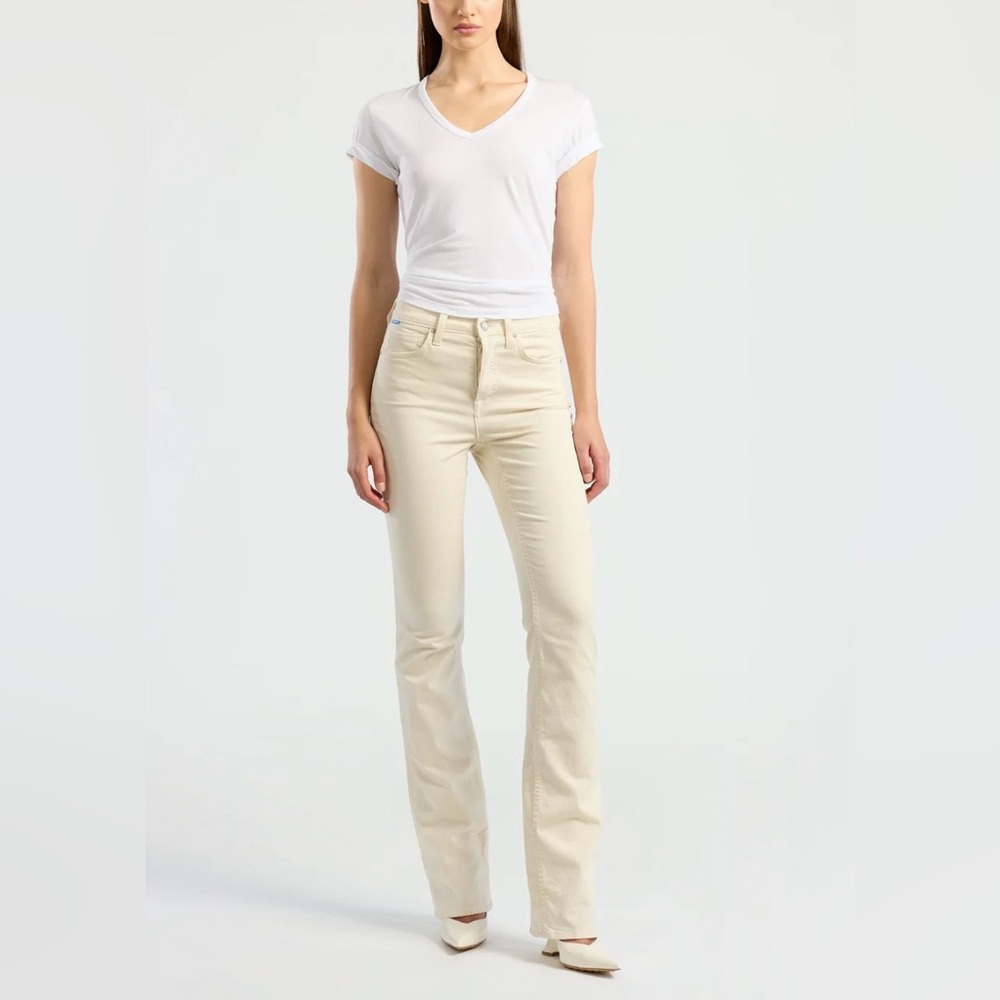 Cotton Citizen Standard V-Neck Tee in White Size Large (NWT)